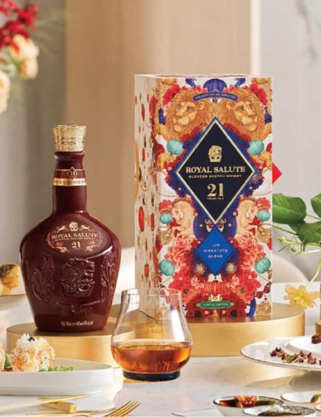 駿馬光耀迎新歲